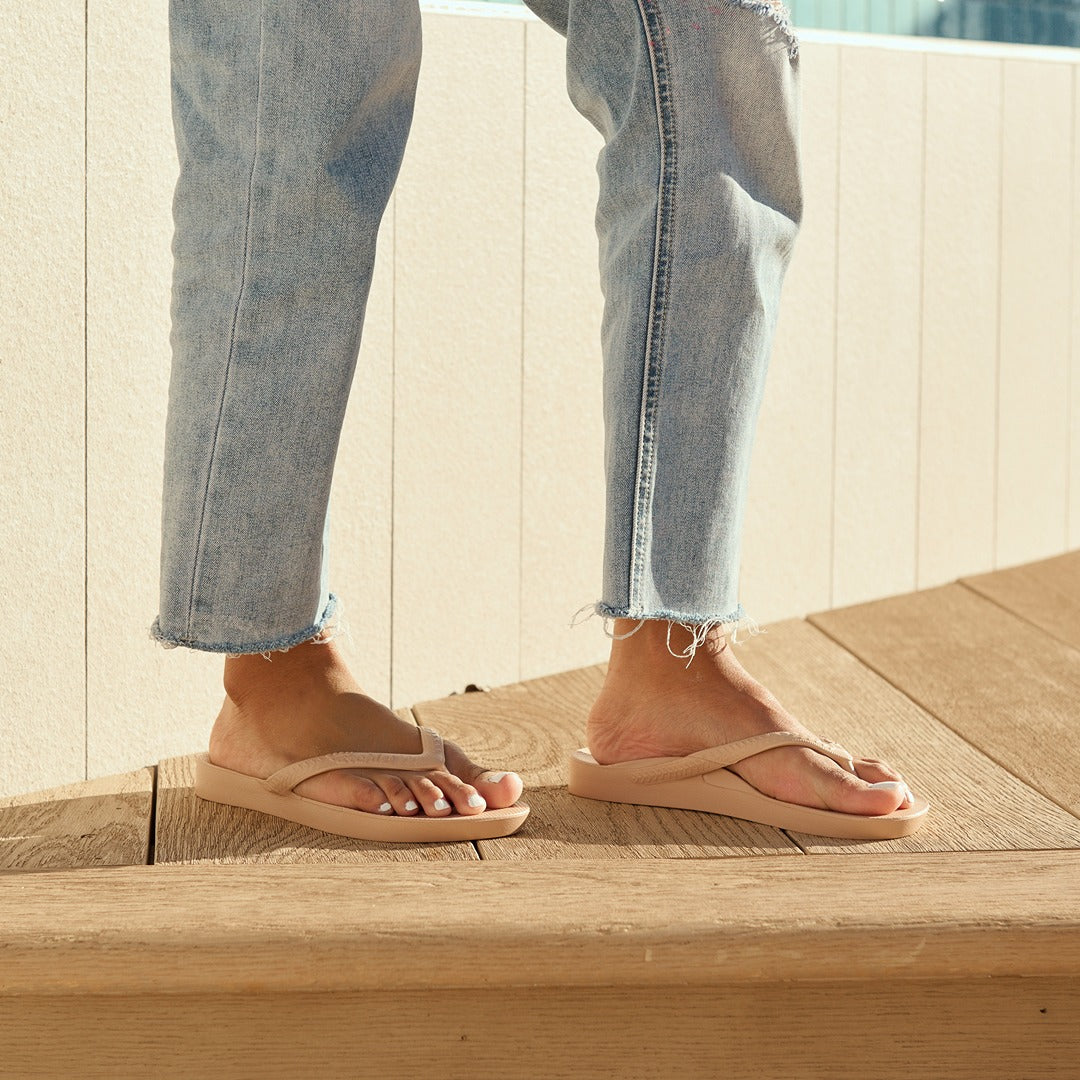 Arch Support Thongs - Classic - Tan - Image 2